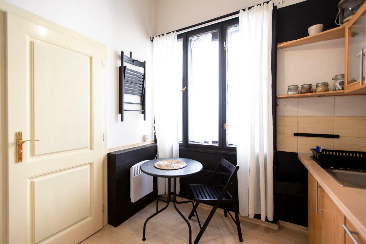 Friday Songs Apartamento Praga Exterior foto